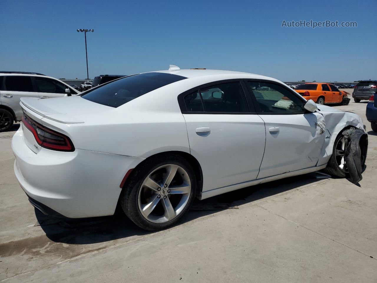 2017 Dodge Charger R/t White vin: 2C3CDXCT2HH562977