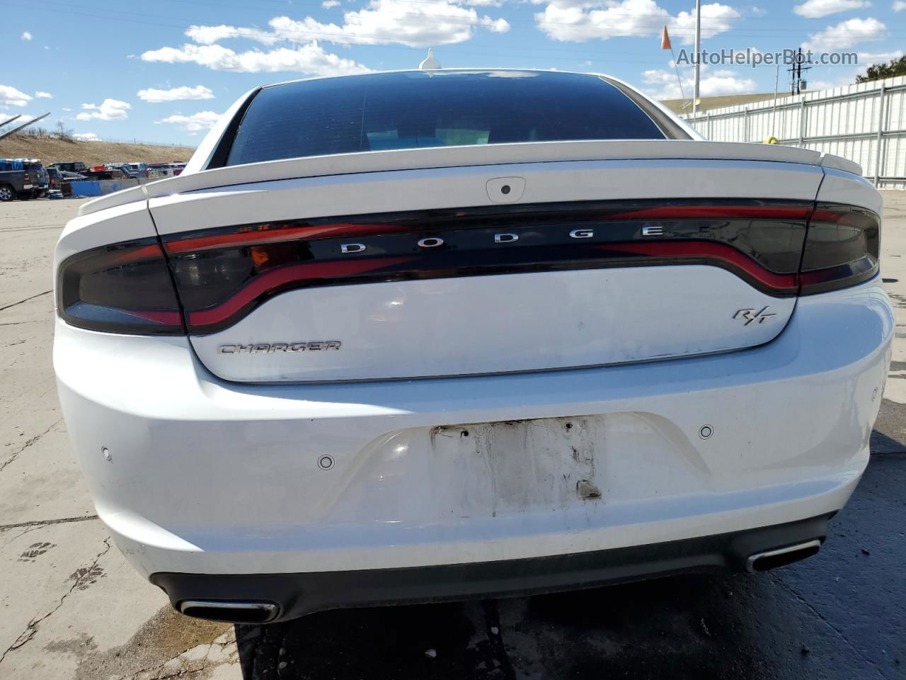 2018 Dodge Charger R/t White vin: 2C3CDXCTXJH209828