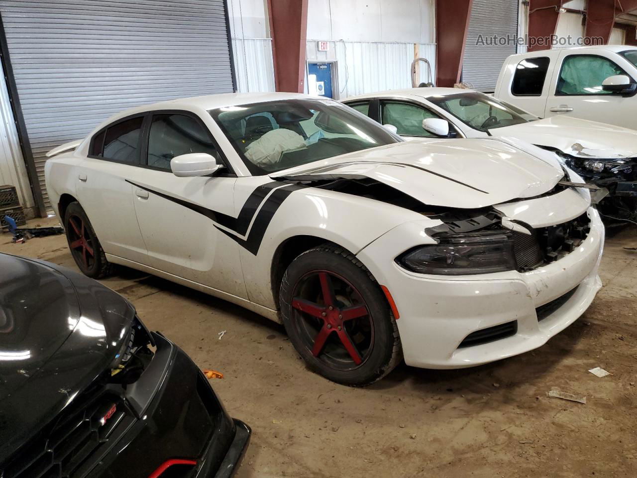 2016 Dodge Charger Se Белый vin: 2C3CDXFG3GH127785