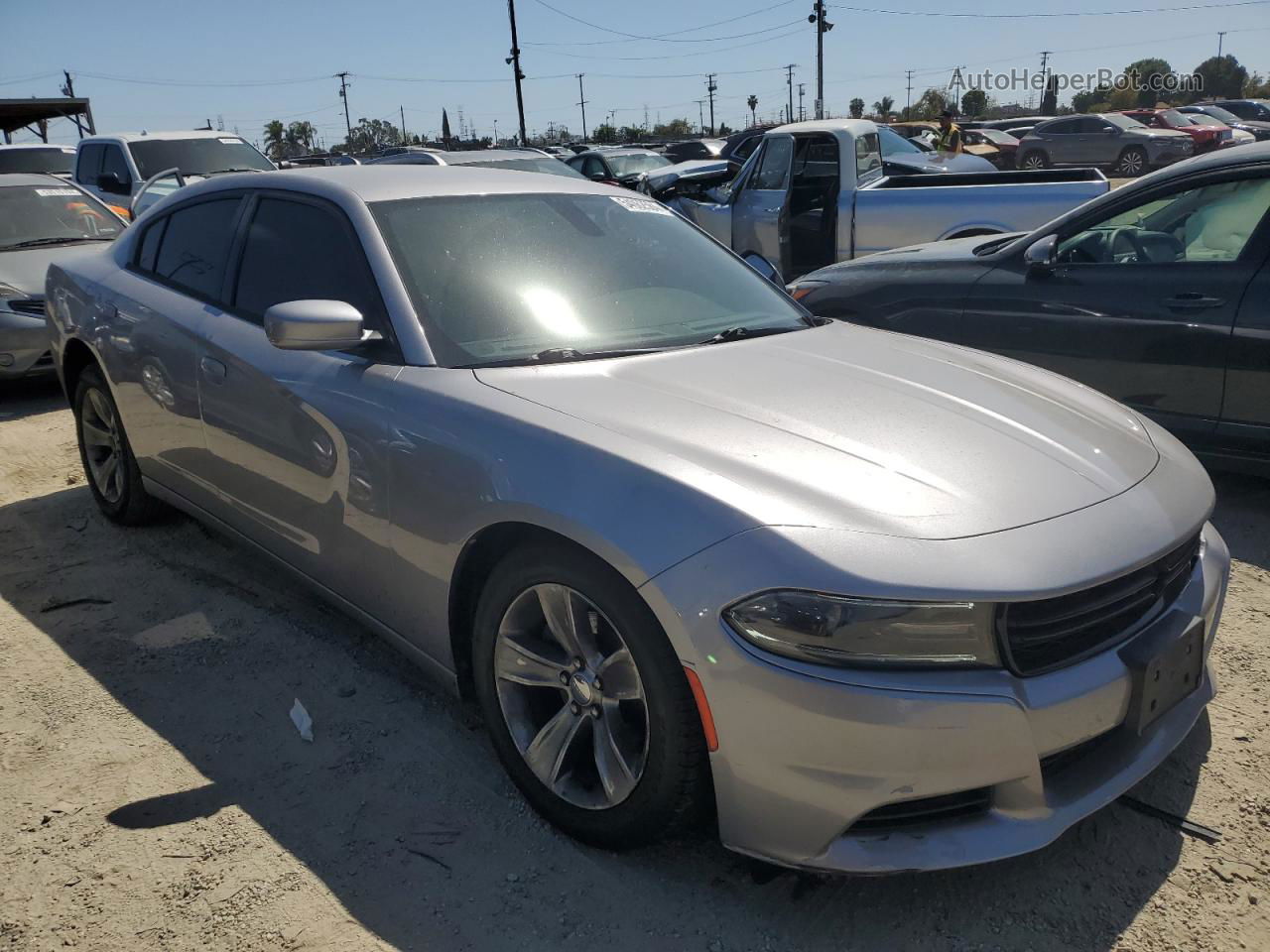 2017 Dodge Charger Sxt Silver vin: 2C3CDXHG1HH563453