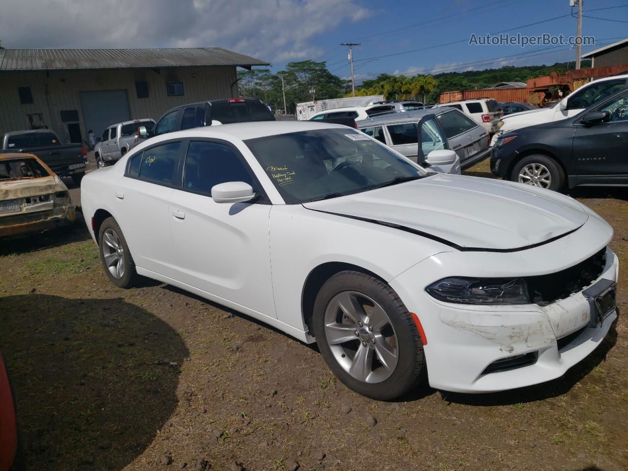 2018 Dodge Charger Sxt Plus White vin: 2C3CDXHG1JH176570