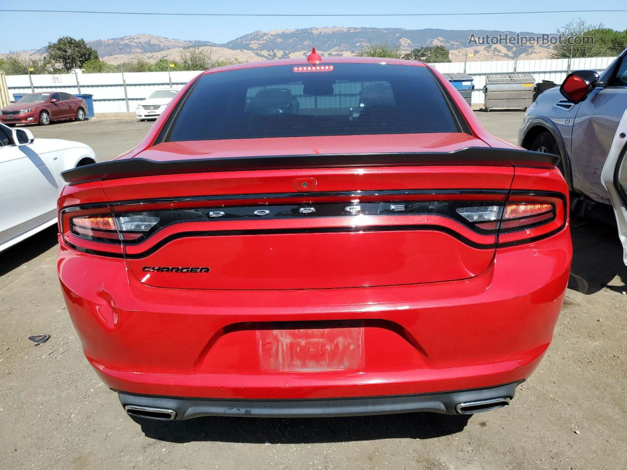 2016 Dodge Charger Sxt Красный vin: 2C3CDXHG2GH312942