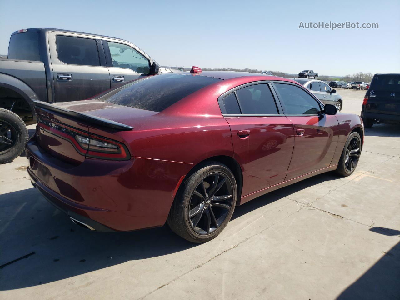 2017 Dodge Charger Sxt Maroon vin: 2C3CDXHG2HH514827