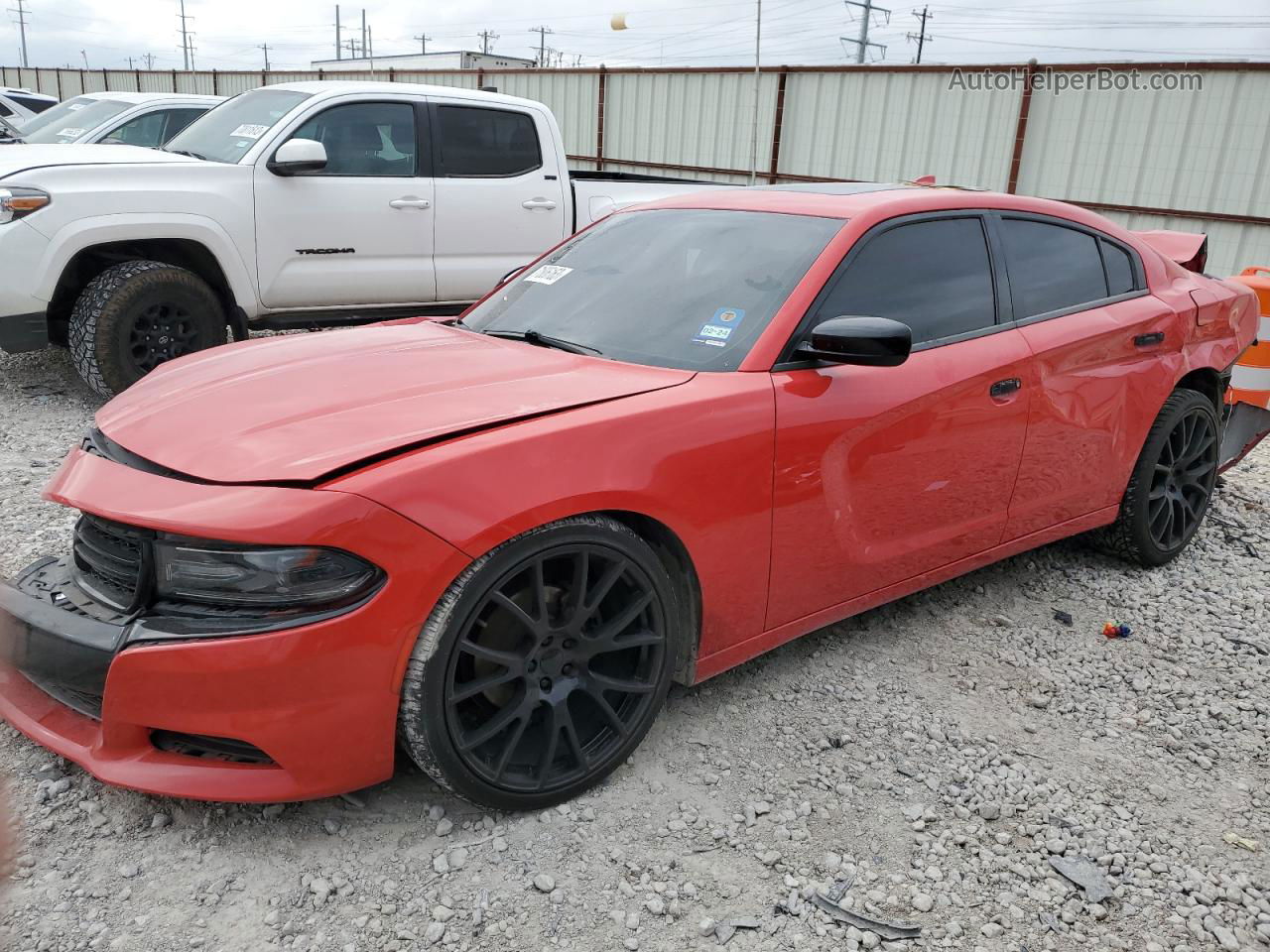 2017 Dodge Charger Sxt Red vin: 2C3CDXHG3HH620414