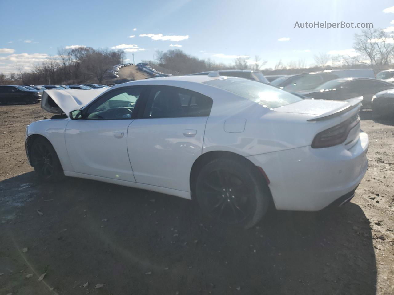 2018 Dodge Charger Sxt Plus White vin: 2C3CDXHG4JH273293