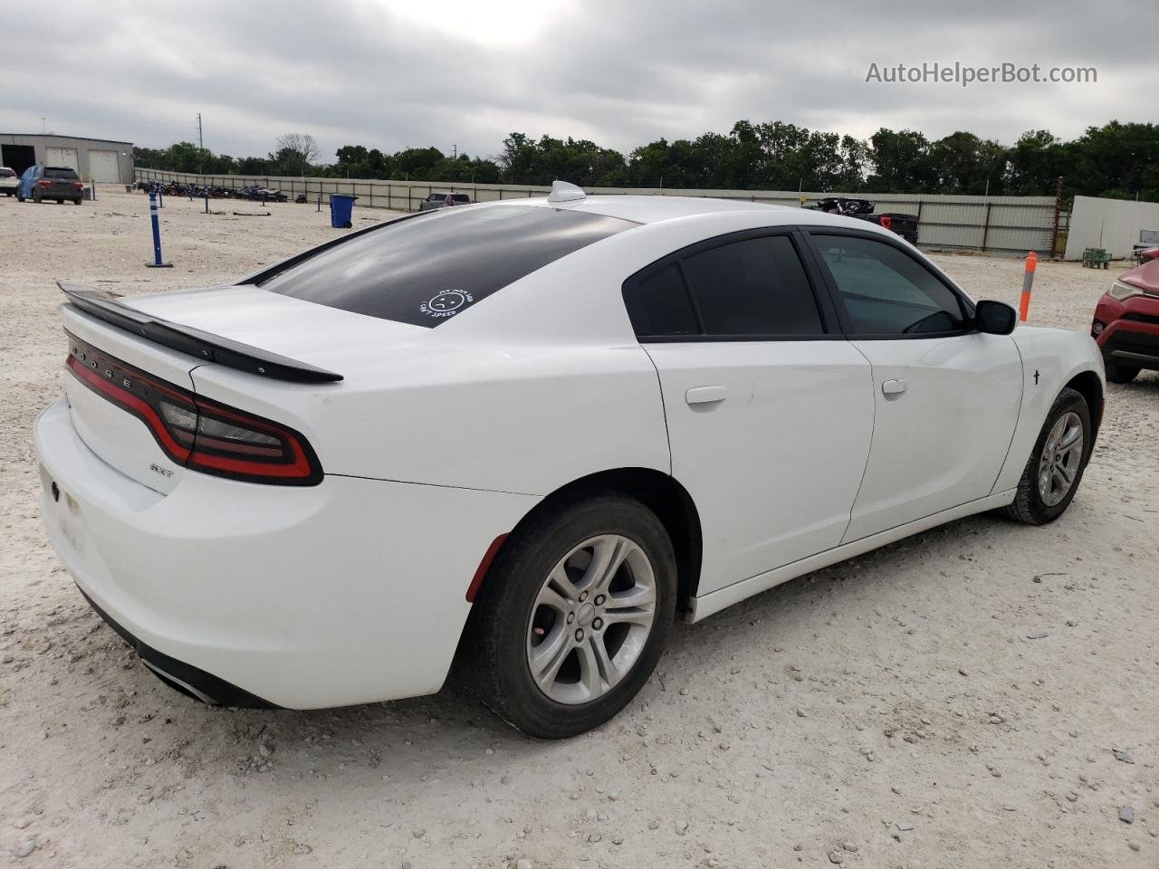 2017 Dodge Charger Sxt White vin: 2C3CDXHG6HH522882