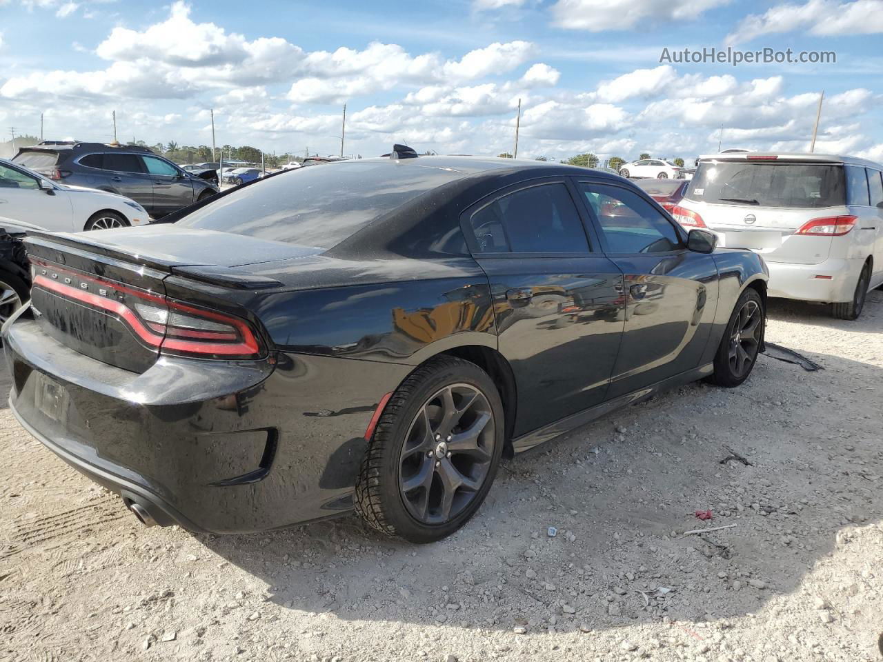 2018 Dodge Charger Sxt Plus Черный vin: 2C3CDXHG6JH325569