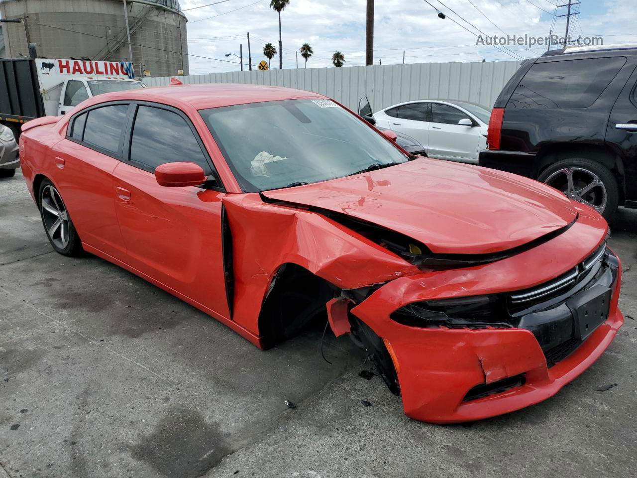 2017 Dodge Charger Sxt Красный vin: 2C3CDXHG7HH556930