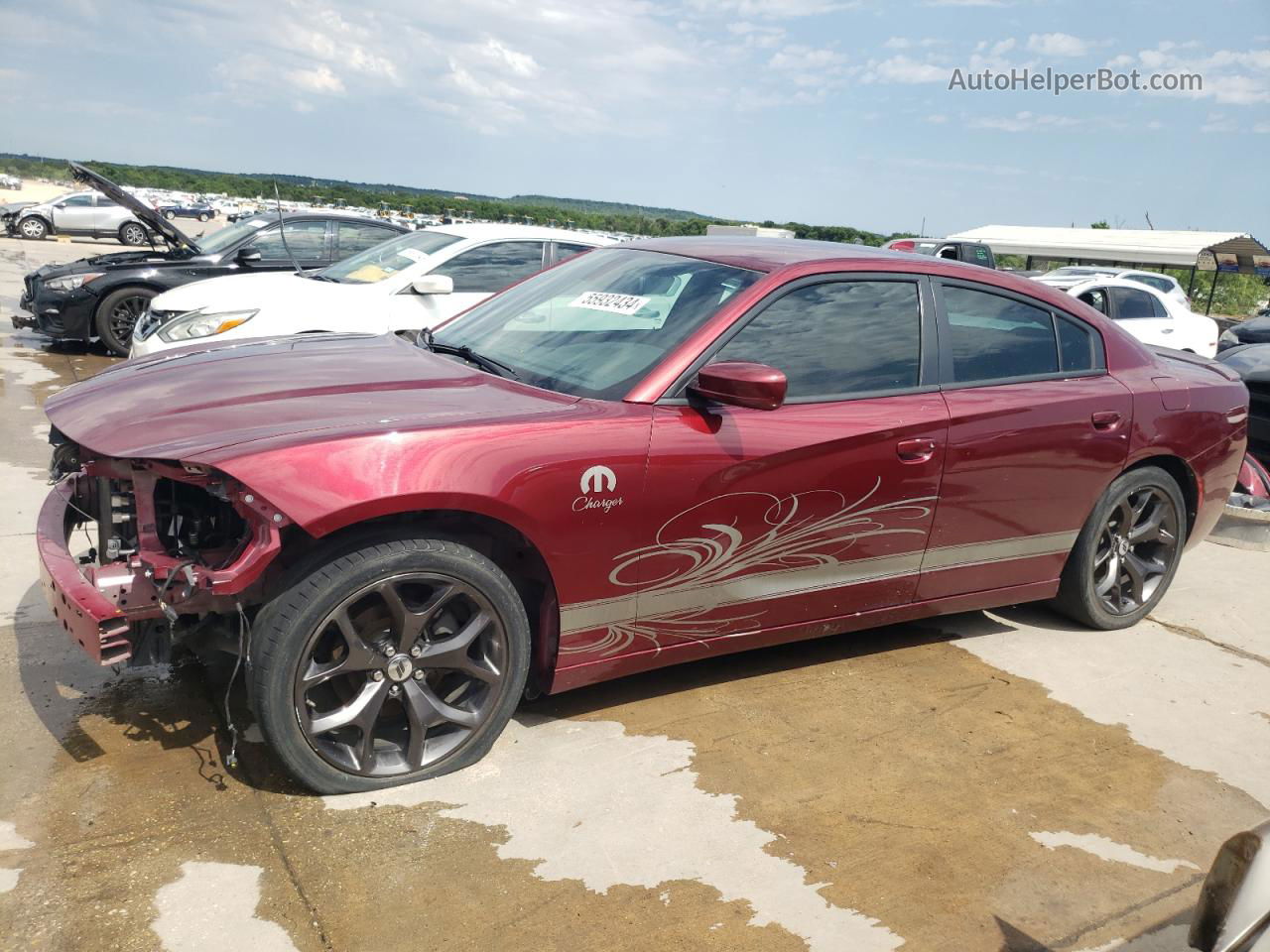 2017 Dodge Charger Sxt Burgundy vin: 2C3CDXHG7HH667137