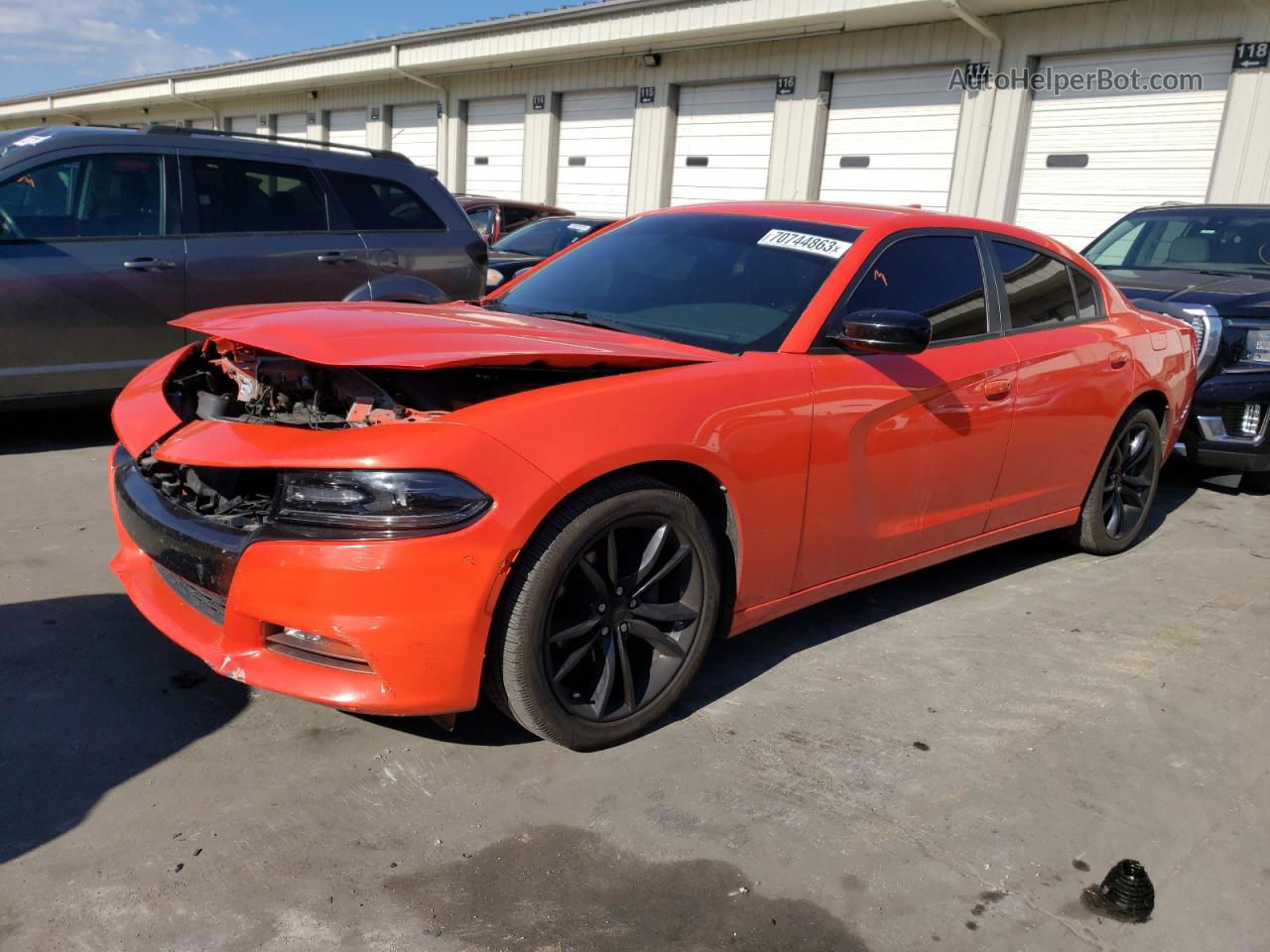 2016 Dodge Charger Sxt Оранжевый vin: 2C3CDXHG8GH333441