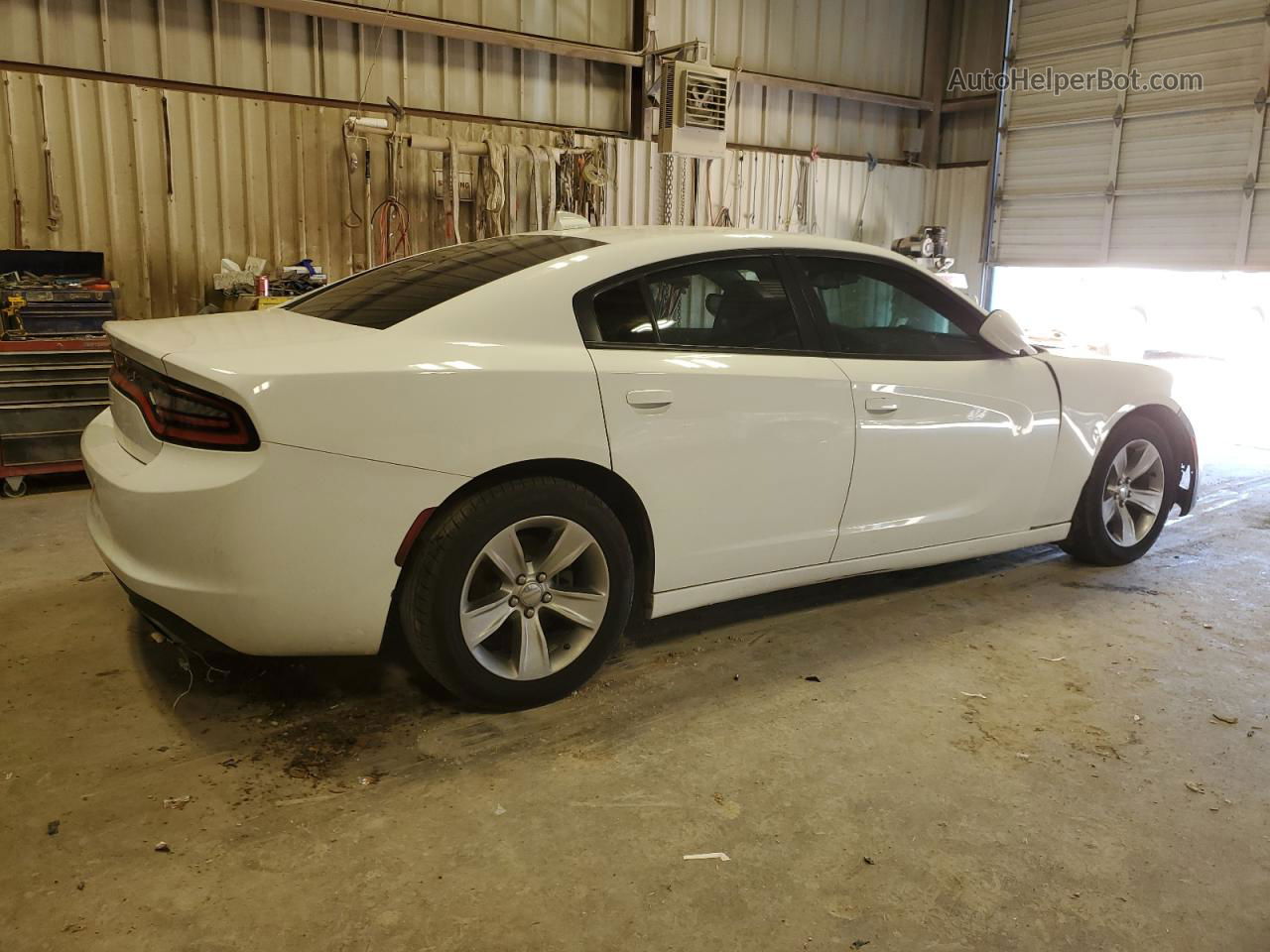 2017 Dodge Charger Sxt White vin: 2C3CDXHG8HH523919