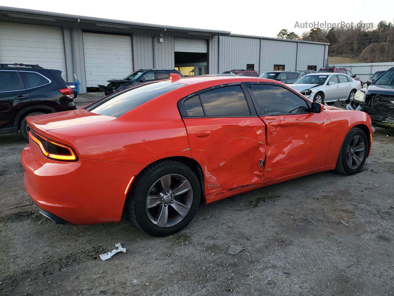 2016 Dodge Charger Sxt Оранжевый vin: 2C3CDXHG9GH297775