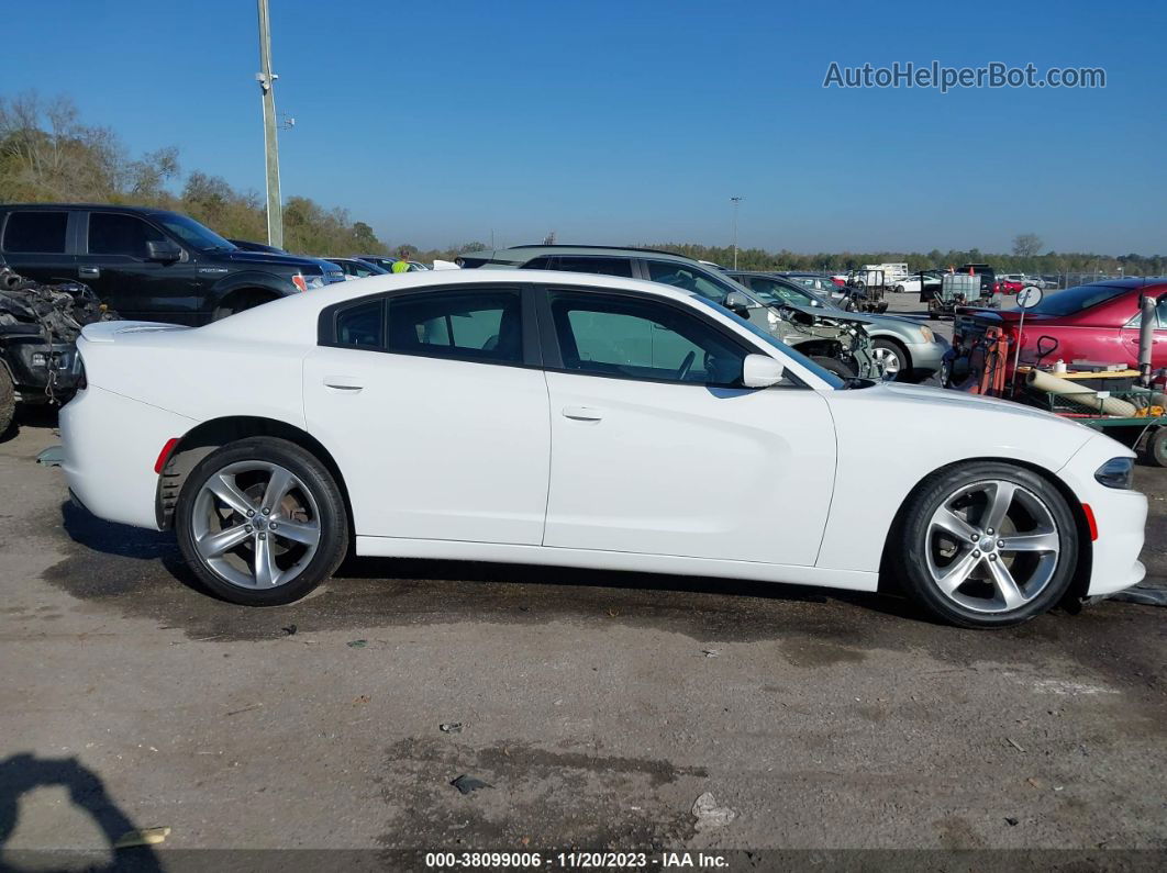 2017 Dodge Charger Sxt Rwd White vin: 2C3CDXHGXHH643138