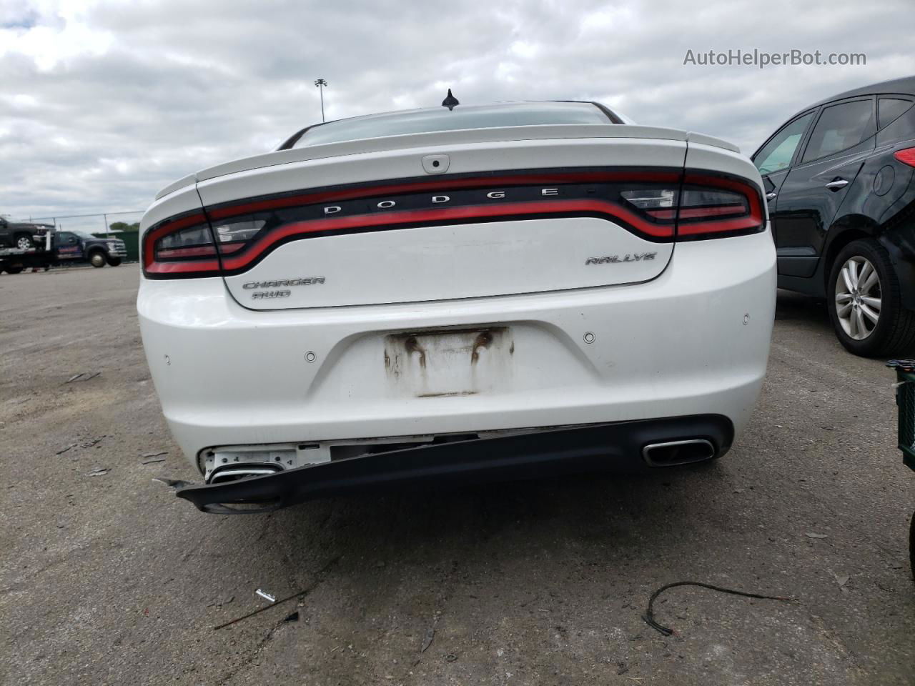 2017 Dodge Charger Sxt White vin: 2C3CDXJG8HH515958