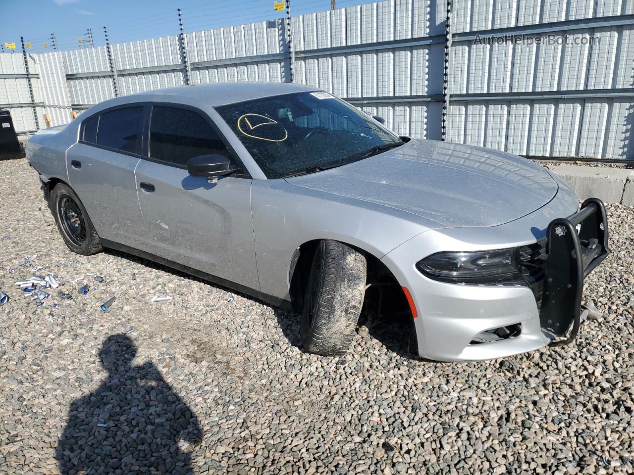 2017 Dodge Charger Police Серебряный vin: 2C3CDXKTXHH621260