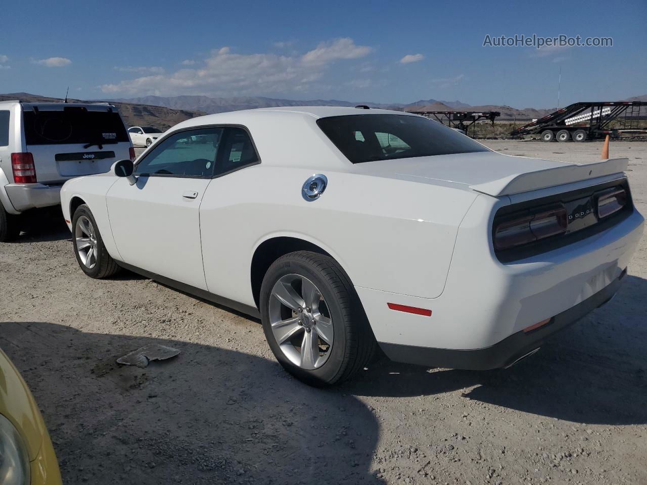 2022 Dodge Challenger Sxt White vin: 2C3CDZAG0NH211319