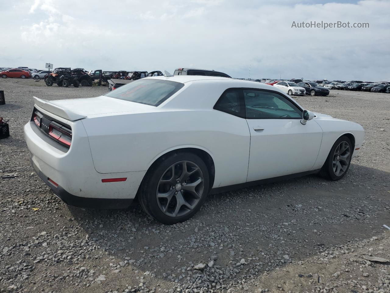 2016 Dodge Challenger Sxt Белый vin: 2C3CDZAG1GH108266