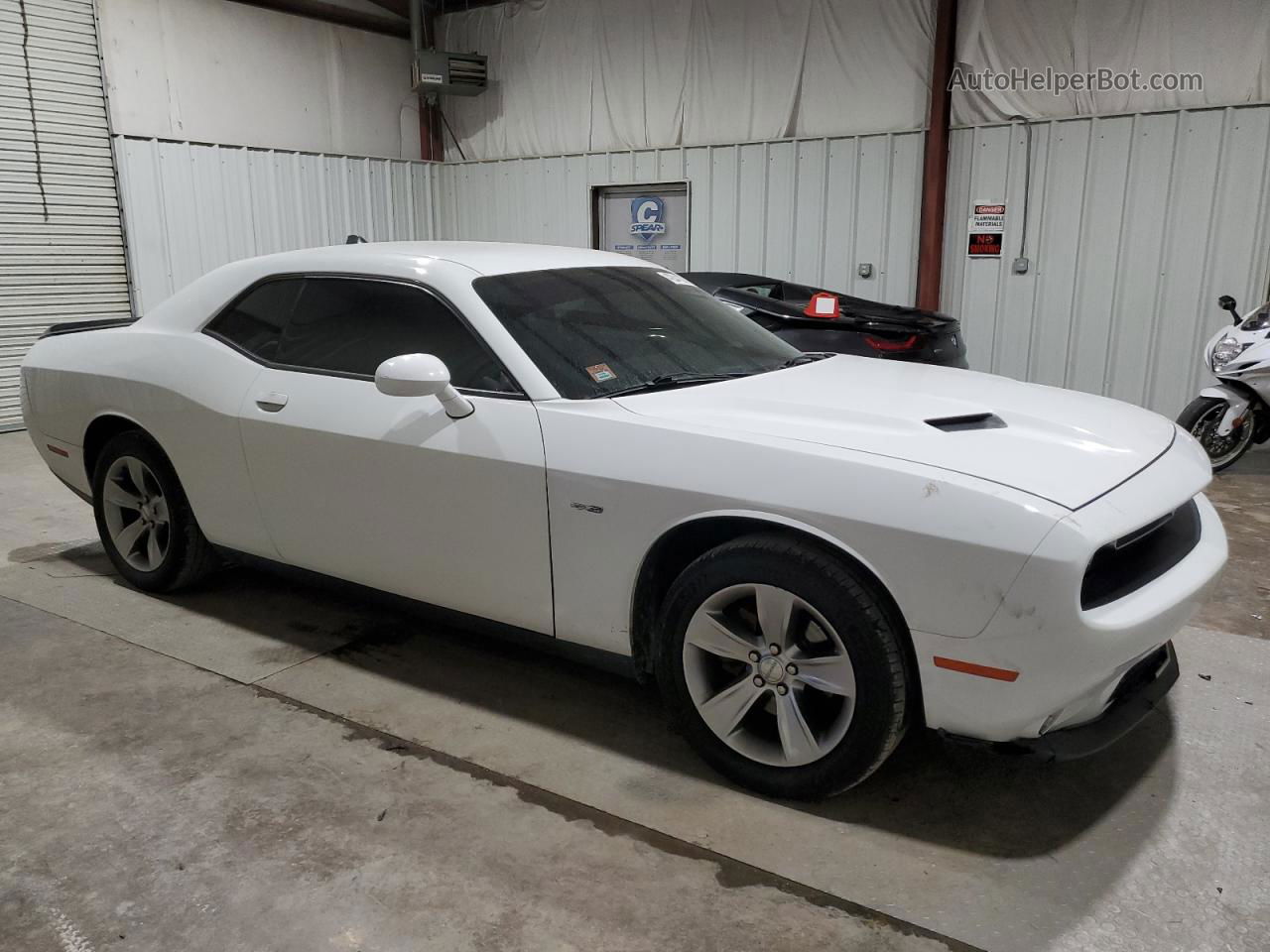 2016 Dodge Challenger Sxt White vin: 2C3CDZAG1GH309021