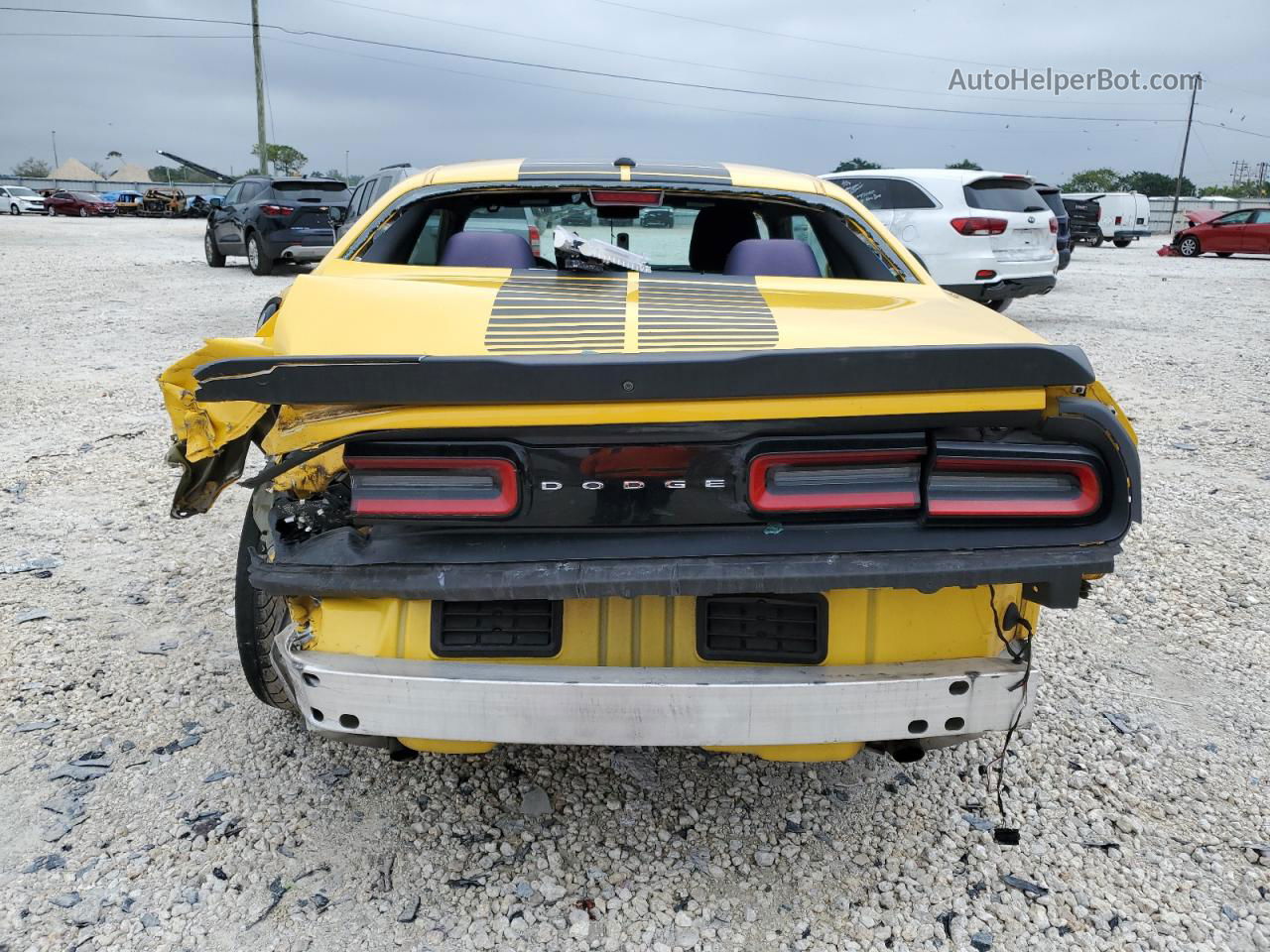 2017 Dodge Challenger Sxt Yellow vin: 2C3CDZAG1HH532256