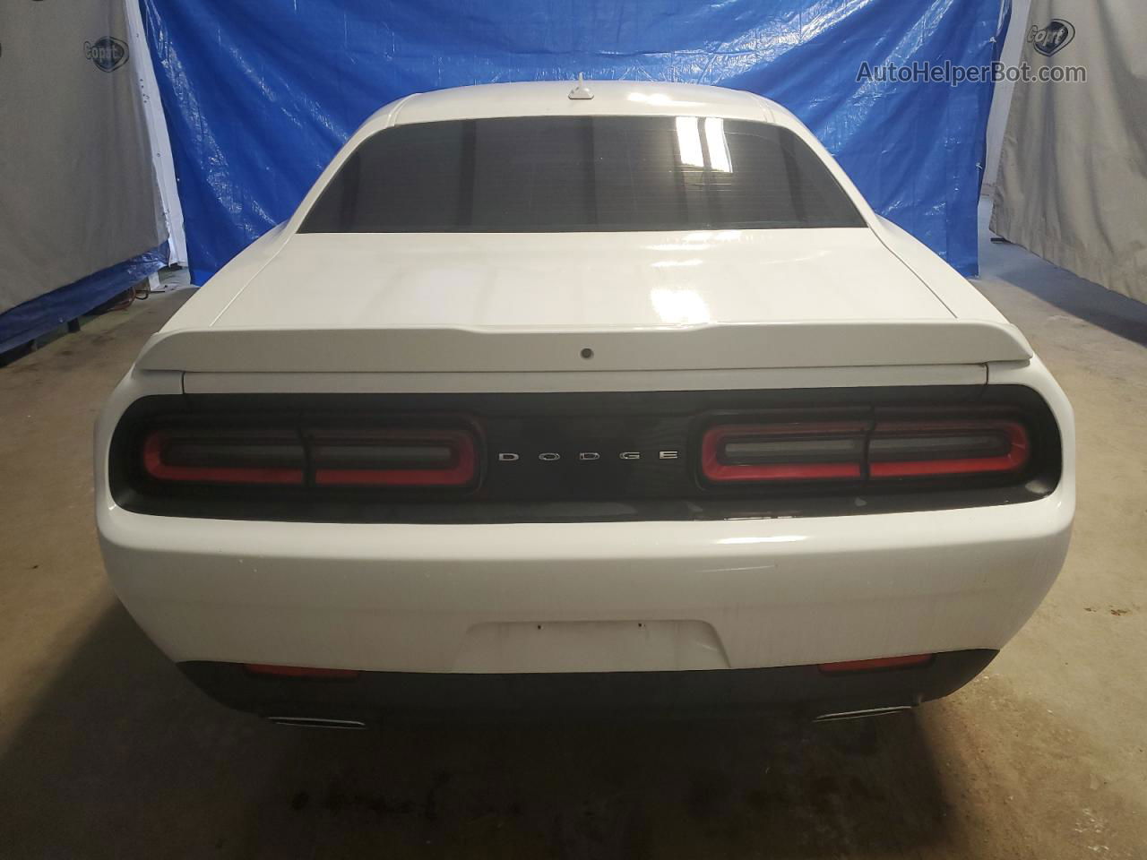 2017 Dodge Challenger Sxt White vin: 2C3CDZAG1HH558730