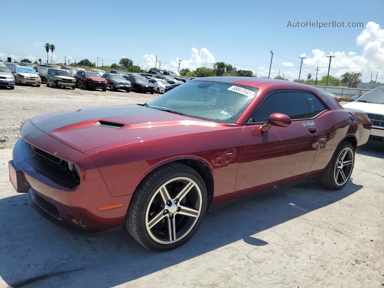 2018 Dodge Challenger Sxt Maroon vin: 2C3CDZAG1JH204650