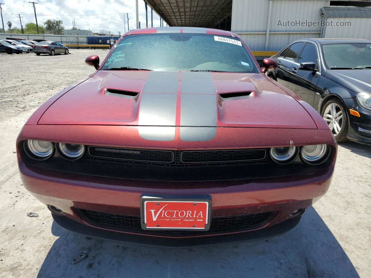 2018 Dodge Challenger Sxt Maroon vin: 2C3CDZAG1JH204650