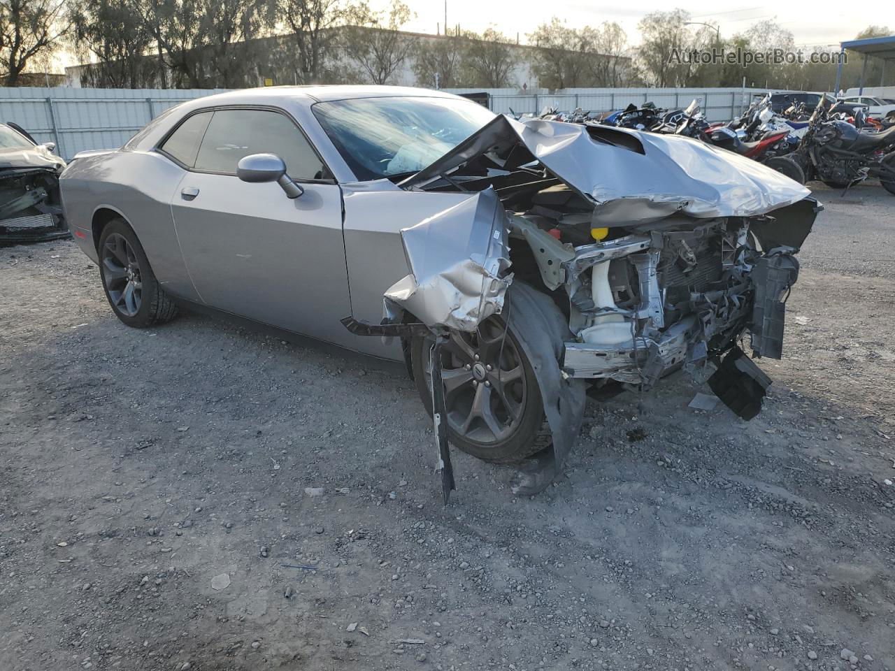 2018 Dodge Challenger Sxt Silver vin: 2C3CDZAG1JH241424