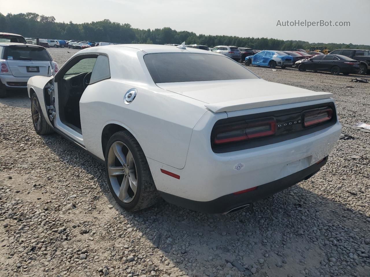 2015 Dodge Challenger Sxt White vin: 2C3CDZAG2FH774325