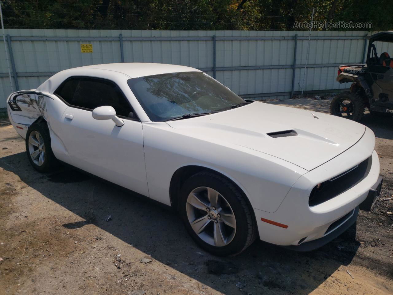 2016 Dodge Challenger Sxt White vin: 2C3CDZAG2GH137811