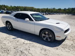 2016 Dodge Challenger Sxt Белый vin: 2C3CDZAG2GH311960