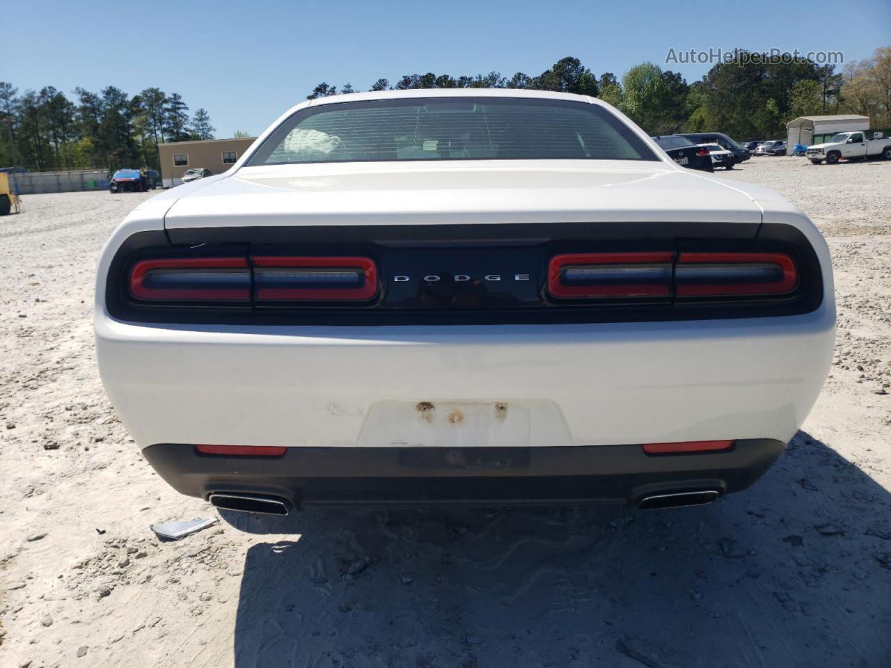 2016 Dodge Challenger Sxt White vin: 2C3CDZAG2GH311960