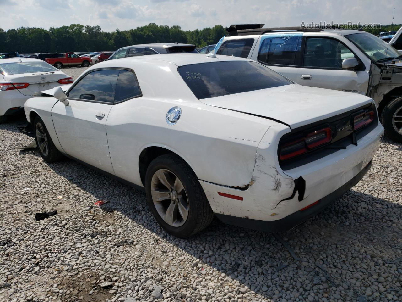 2016 Dodge Challenger Sxt White vin: 2C3CDZAG2GH338513