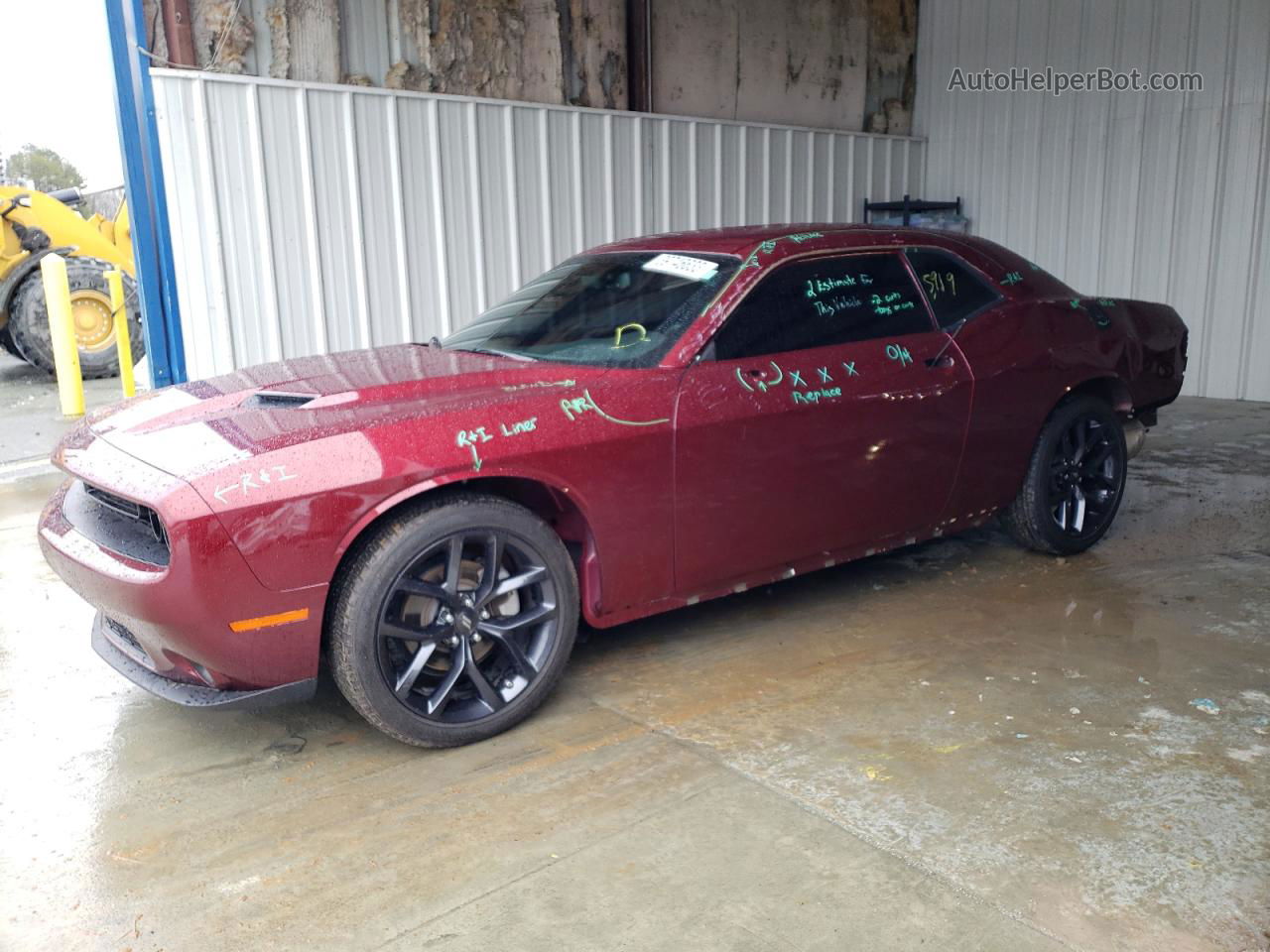 2022 Dodge Challenger Sxt Maroon vin: 2C3CDZAG2NH181966