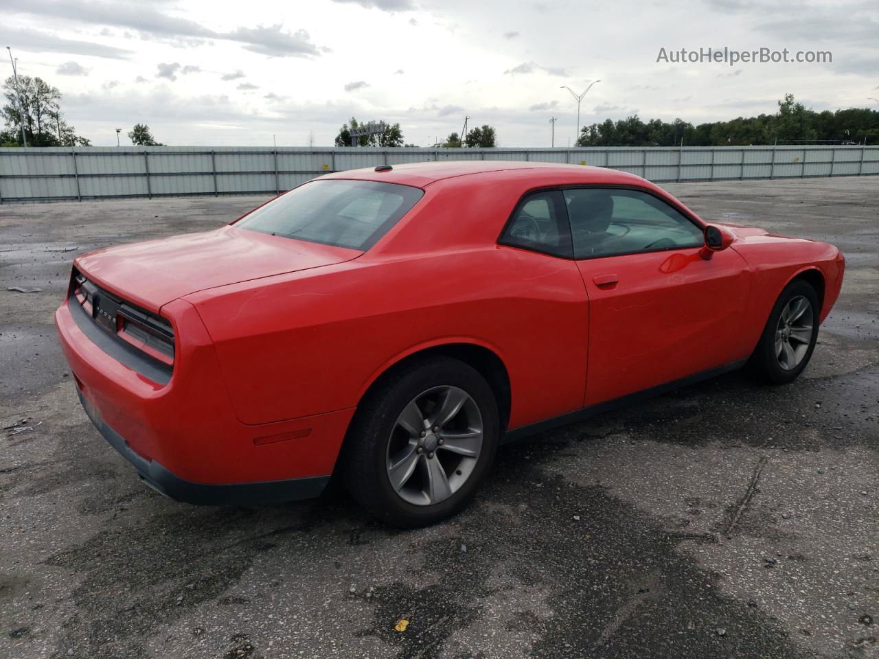 2015 Dodge Challenger Sxt Red vin: 2C3CDZAG3FH704333