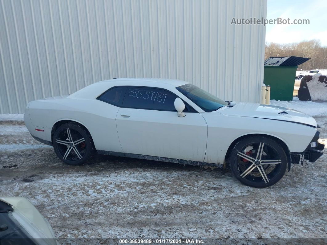 2015 Dodge Challenger Sxt Or R/t Белый vin: 2C3CDZAG3FH865166