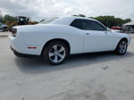 2016 Dodge Challenger Sxt White vin: 2C3CDZAG3GH290777