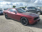 2017 Dodge Challenger Sxt Burgundy vin: 2C3CDZAG3HH633539