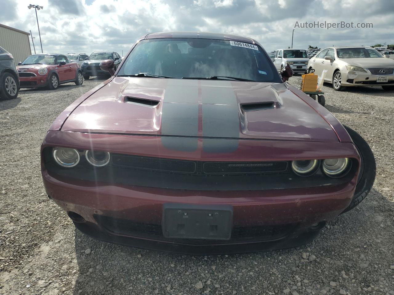 2017 Dodge Challenger Sxt Burgundy vin: 2C3CDZAG3HH633539