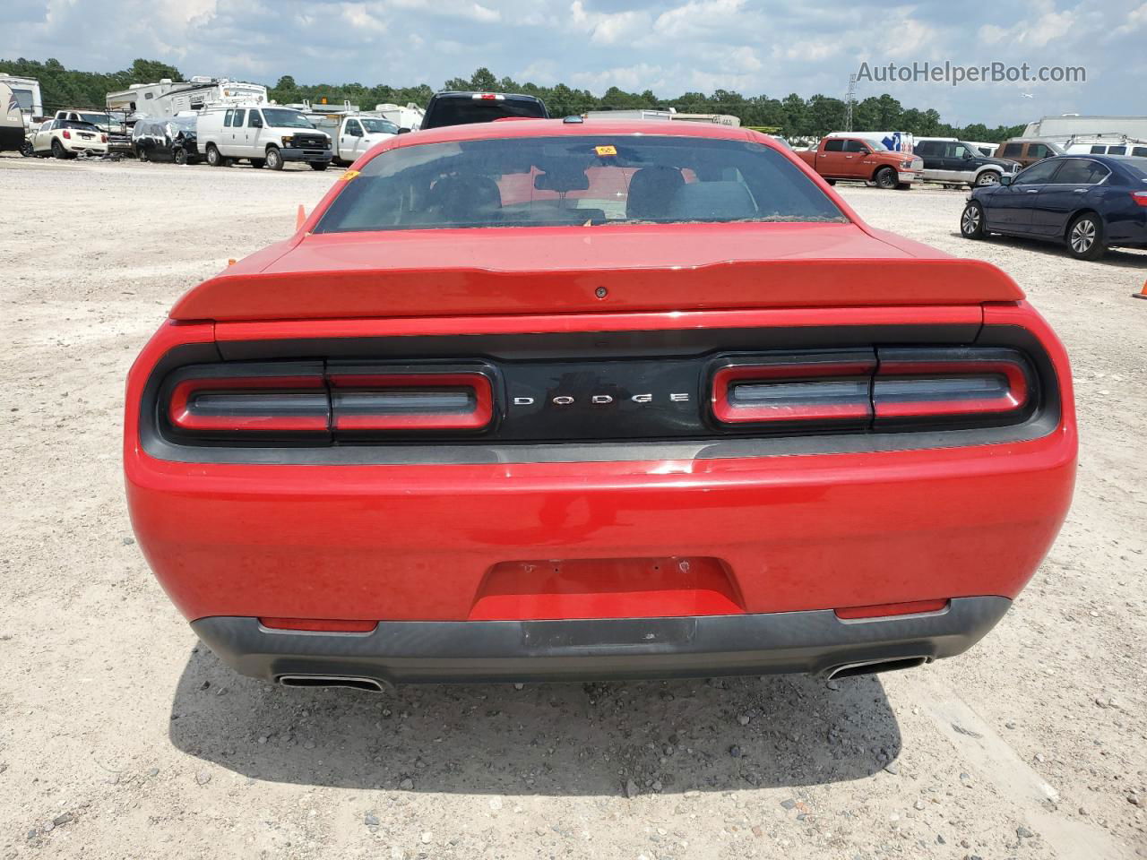 2018 Dodge Challenger Sxt Red vin: 2C3CDZAG3JH165995