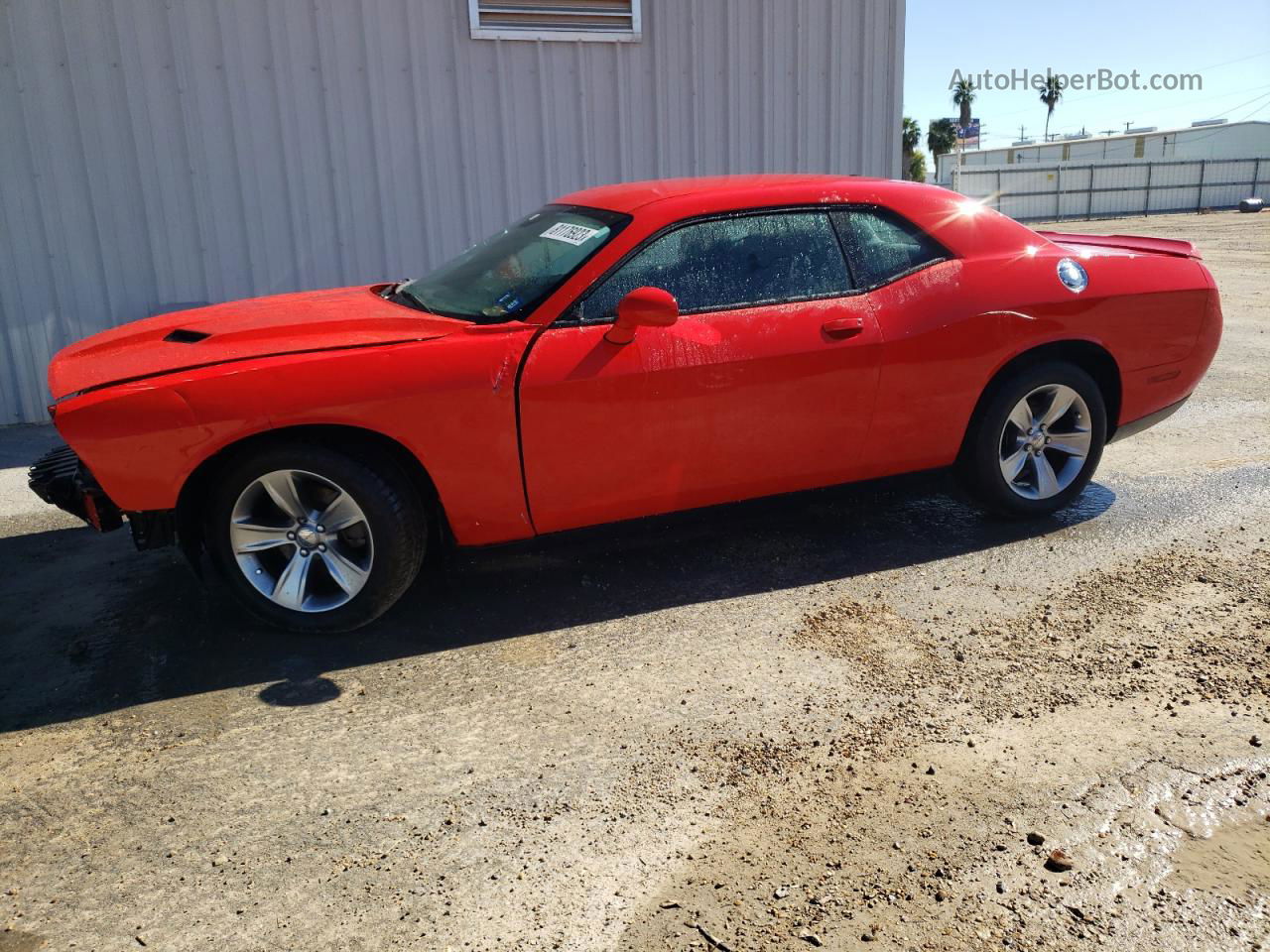 2018 Dodge Challenger Sxt Red vin: 2C3CDZAG3JH165995