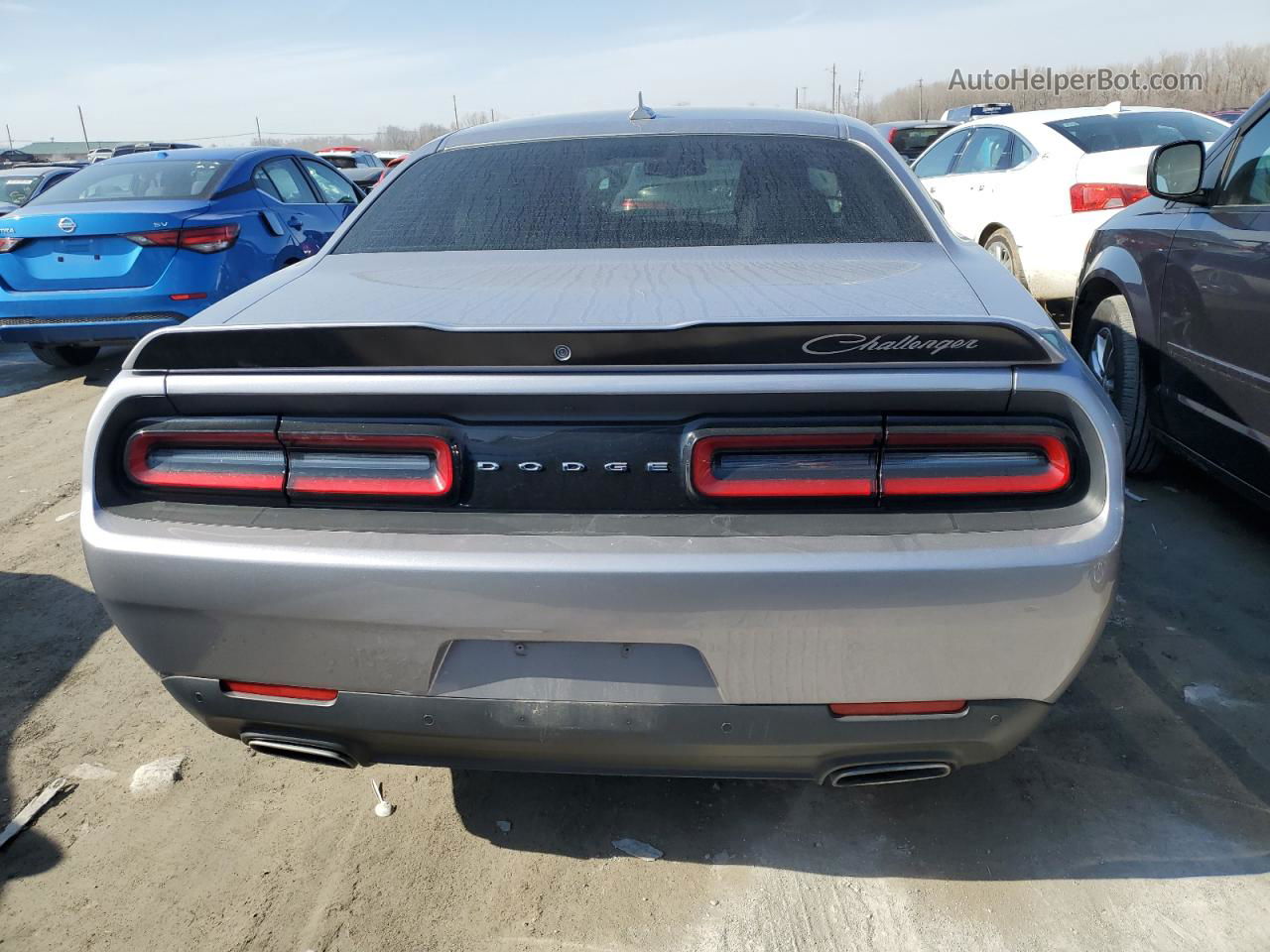 2018 Dodge Challenger Sxt Серебряный vin: 2C3CDZAG3JH259102