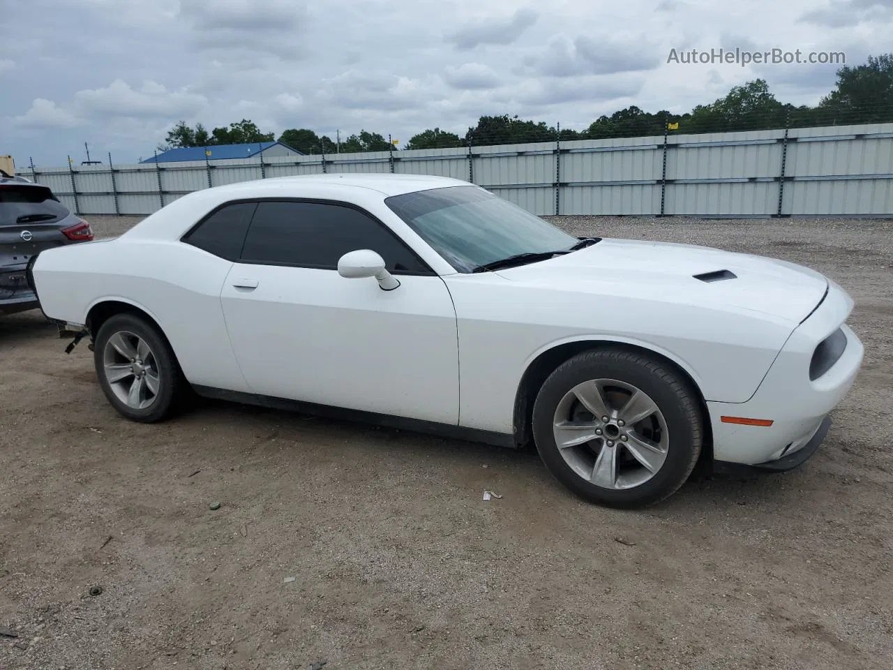 2018 Dodge Challenger Sxt White vin: 2C3CDZAG3JH294884