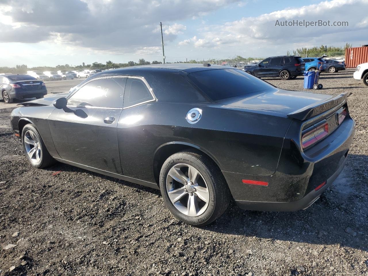 2018 Dodge Challenger Sxt Black vin: 2C3CDZAG3JH317693