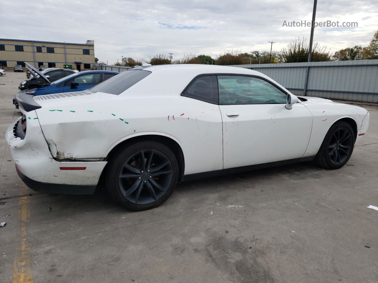 2016 Dodge Challenger Sxt White vin: 2C3CDZAG4GH275768