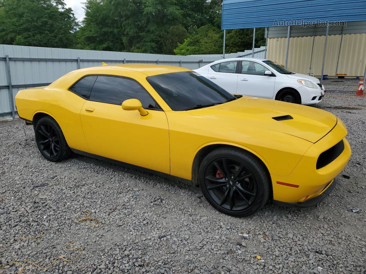 2017 Dodge Challenger Sxt Yellow vin: 2C3CDZAG4HH527598