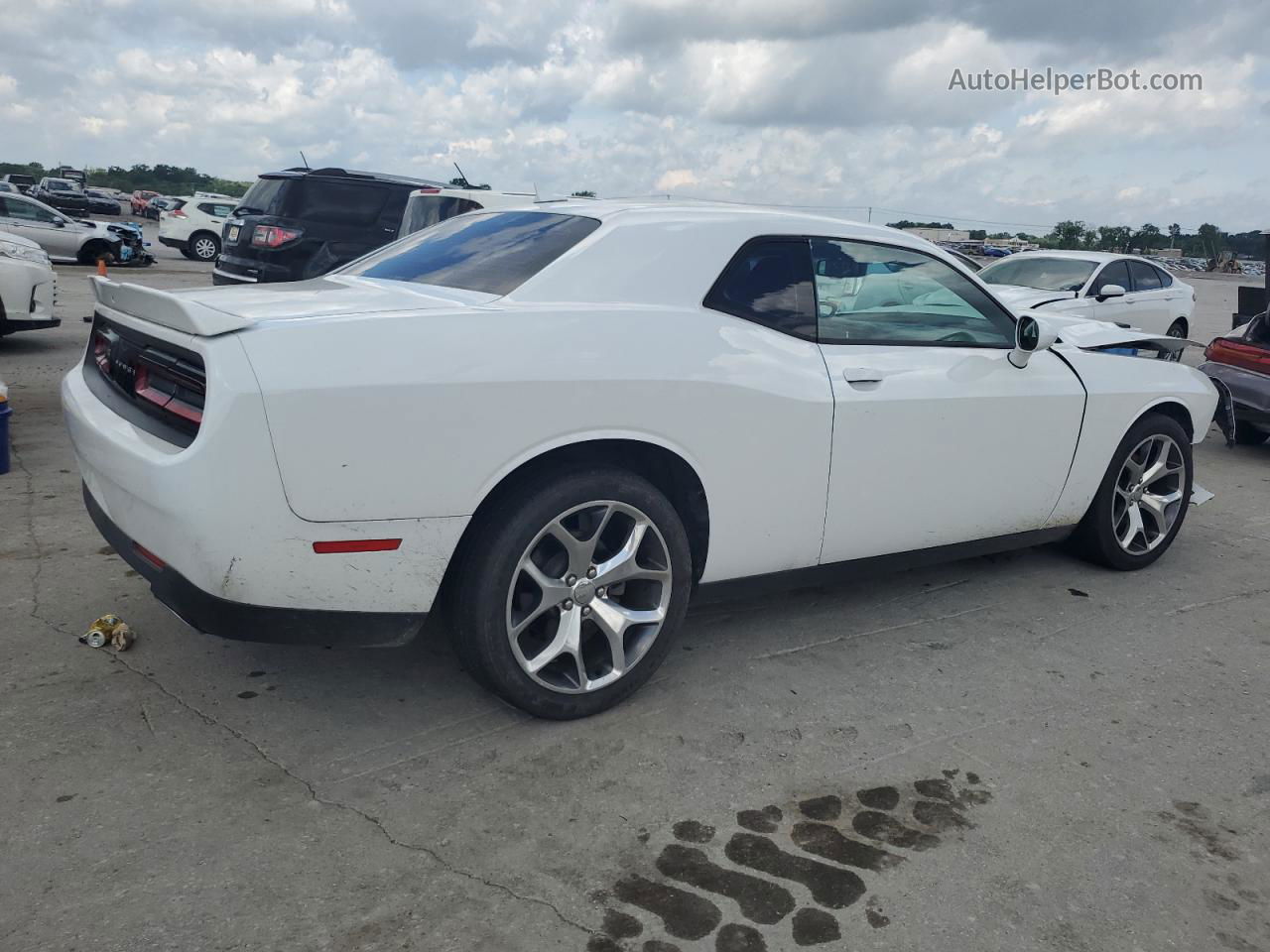 2016 Dodge Challenger Sxt White vin: 2C3CDZAG5GH209391