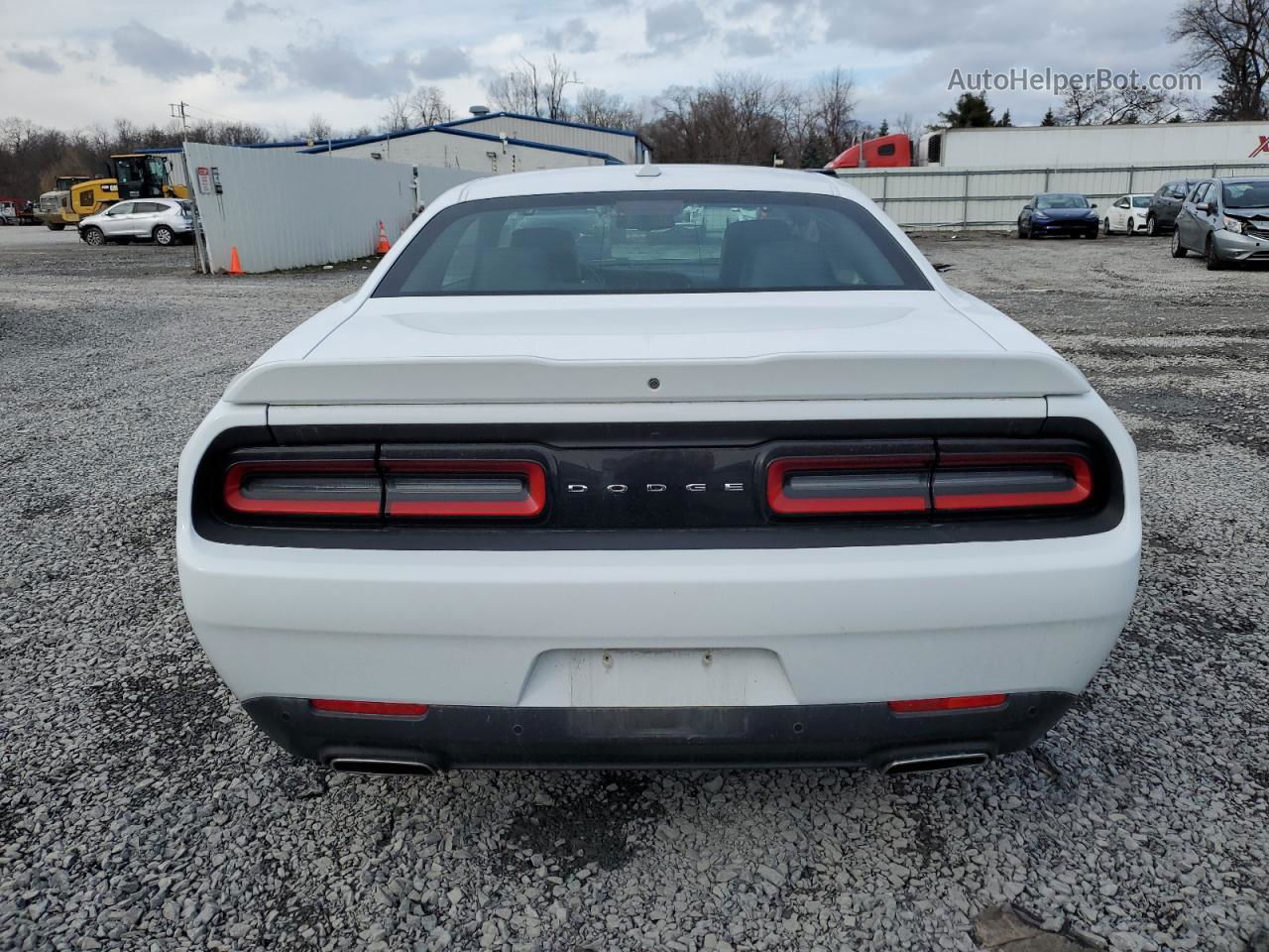 2016 Dodge Challenger Sxt White vin: 2C3CDZAG5GH245209