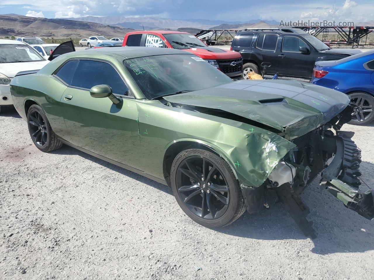 2018 Dodge Challenger Sxt Green vin: 2C3CDZAG5JH171894