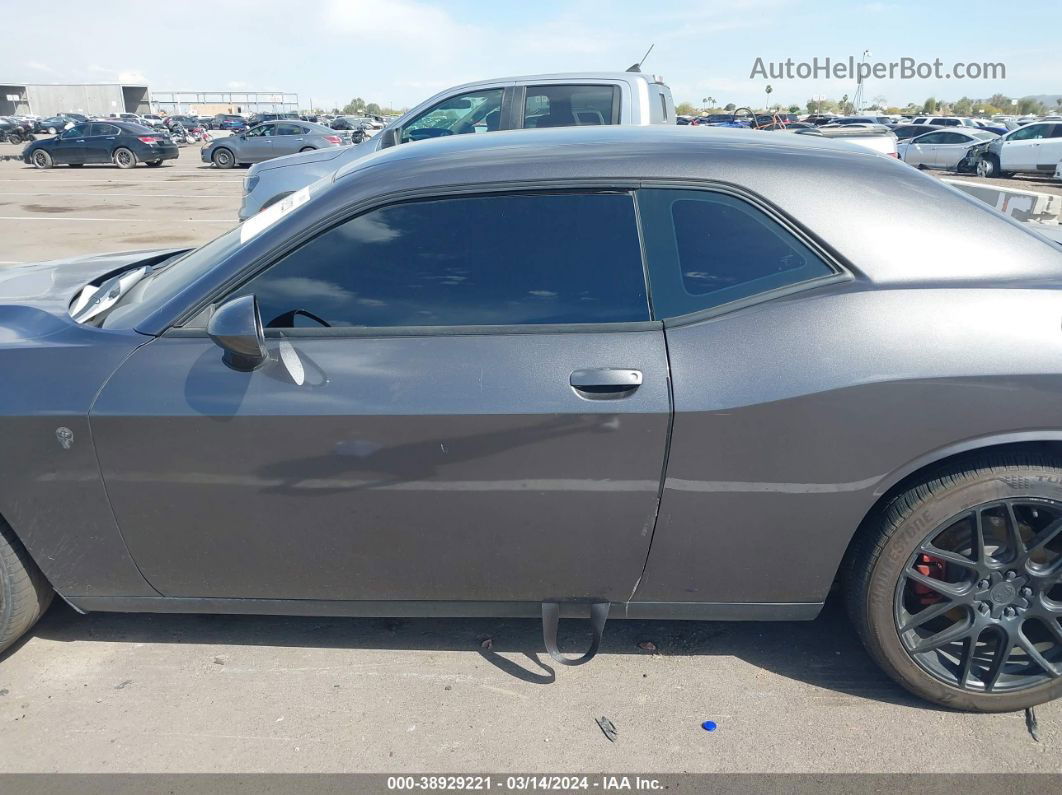 2018 Dodge Challenger Sxt Silver vin: 2C3CDZAG5JH215361