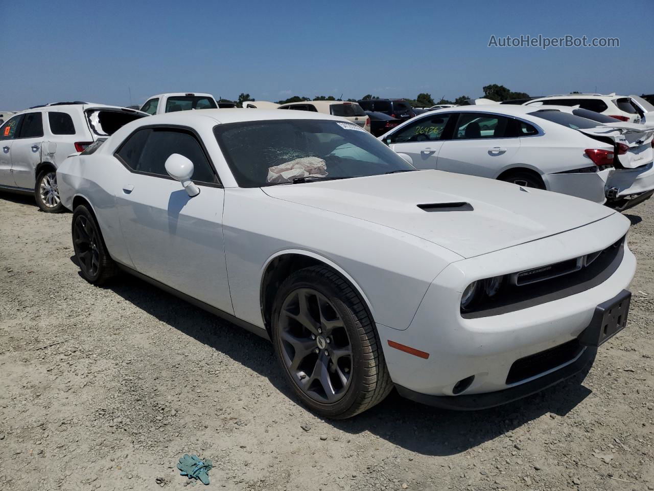 2018 Dodge Challenger Sxt White vin: 2C3CDZAG5JH280565